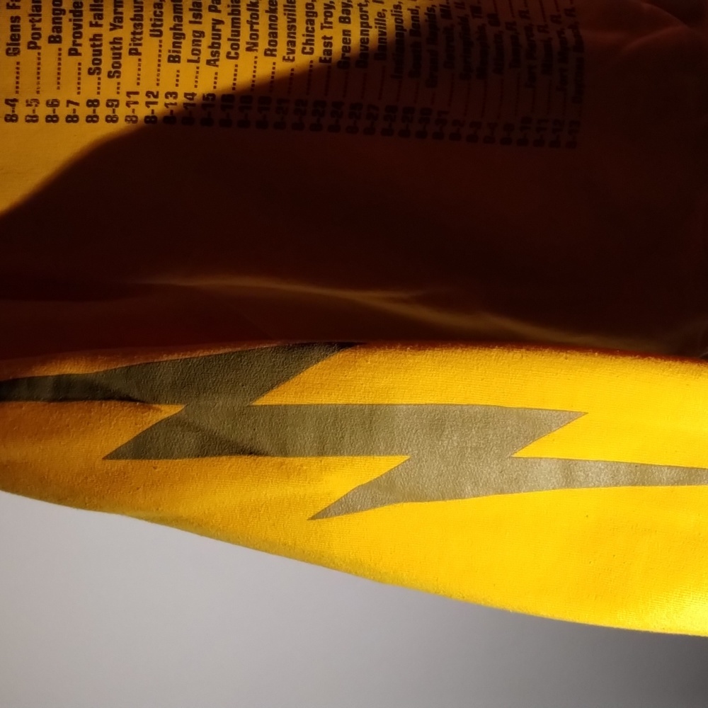 Def Leppard '81 USA Tour Date Sweatshirt S Orange Reproduction nwot - Picture 7 of 7